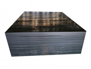 Листы HDPE чёрного цвета с скользкой поверхностью